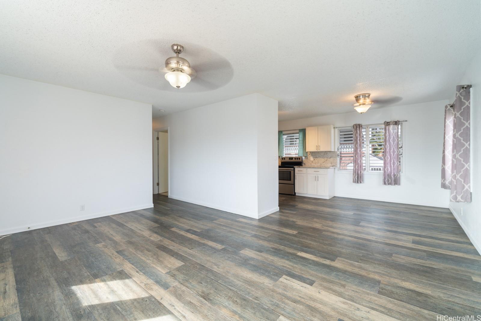 94-1033 Lumikula St Waipahu - Rental - photo 3 of 18