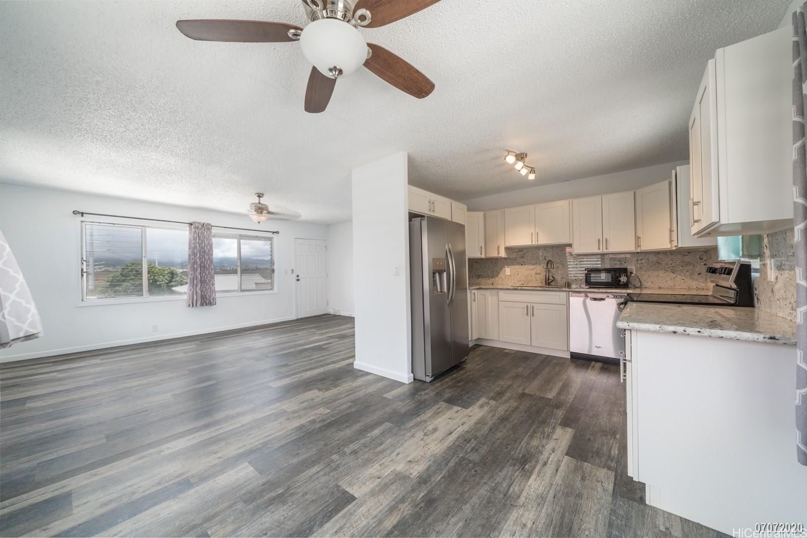 94-1033 Lumikula St Waipahu - Rental - photo 6 of 18