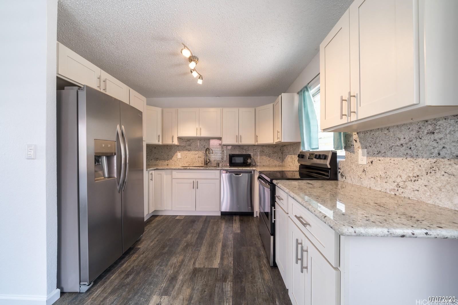 94-1033 Lumikula St Waipahu - Rental - photo 7 of 18