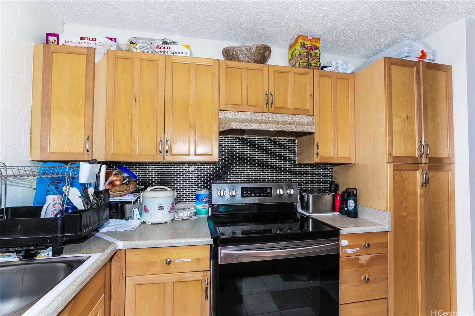 94-1036  Kuhaulua St Waipahu Estates, Waipahu home - photo 13 of 25