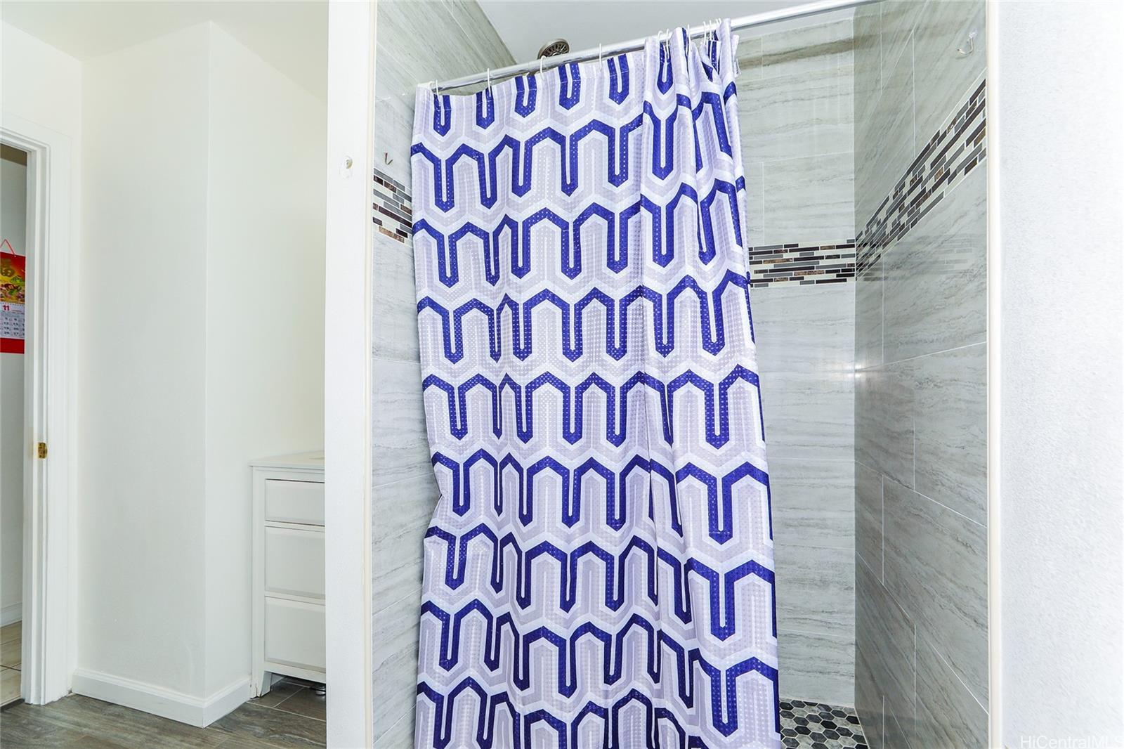 94-1036  Kuhaulua St Waipahu Estates, Waipahu home - photo 19 of 25