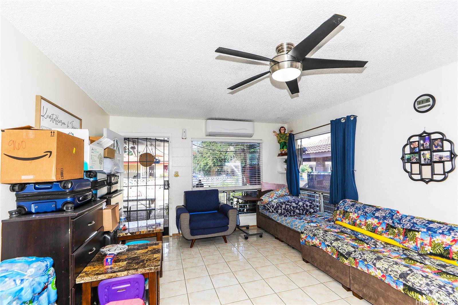 94-1036  Kuhaulua St Waipahu Estates, Waipahu home - photo 7 of 25