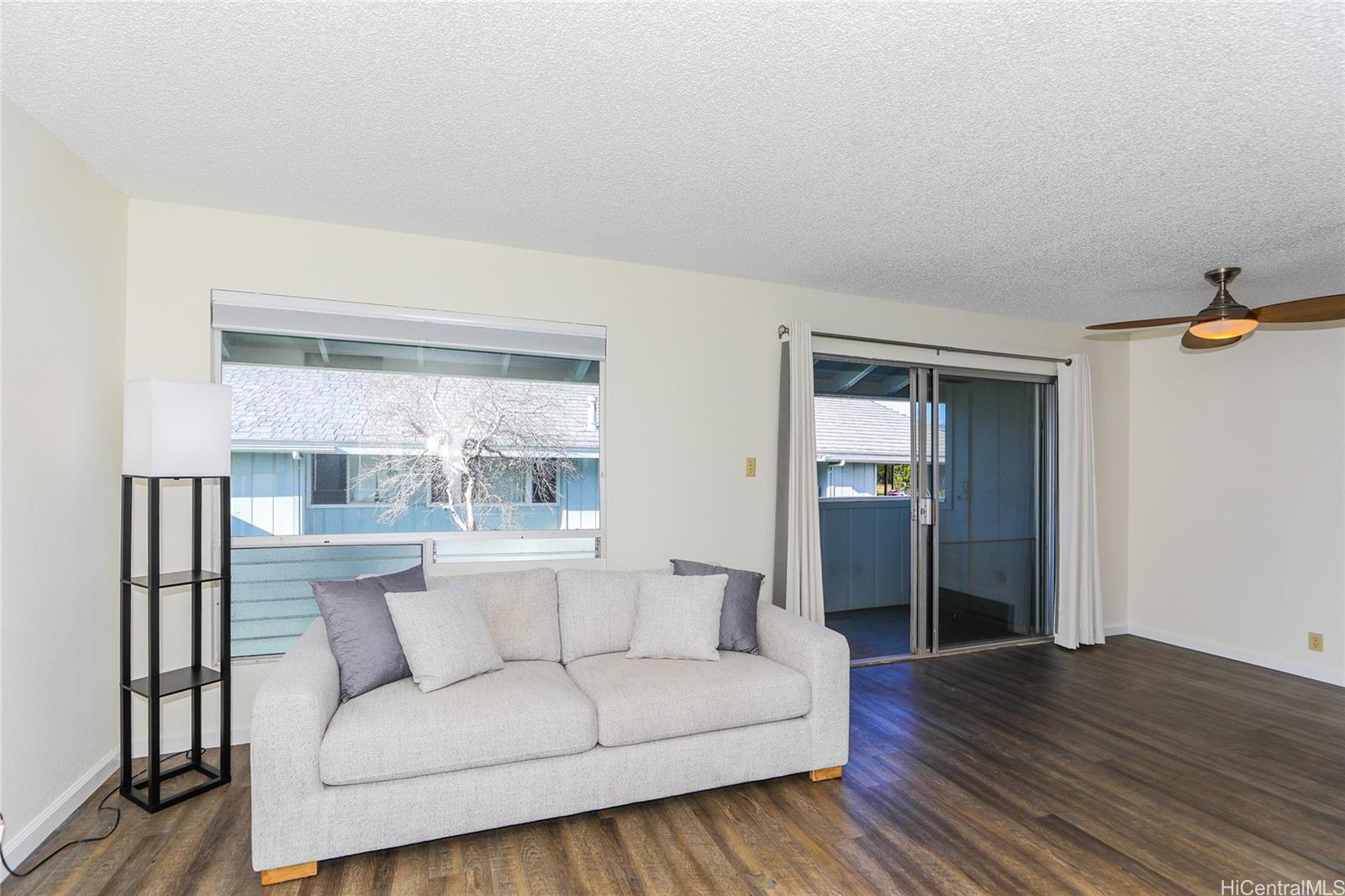 94-1037 Paha Pl Waipahu - Rental - photo 4 of 21