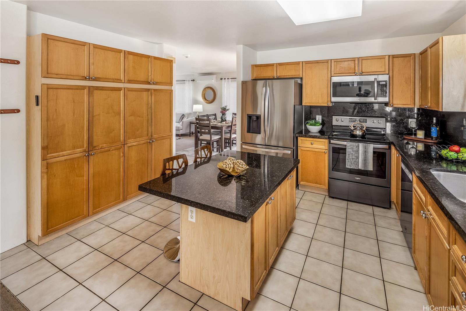 94-1039  Mawa Street Royal Kunia, Waipahu home - photo 6 of 24