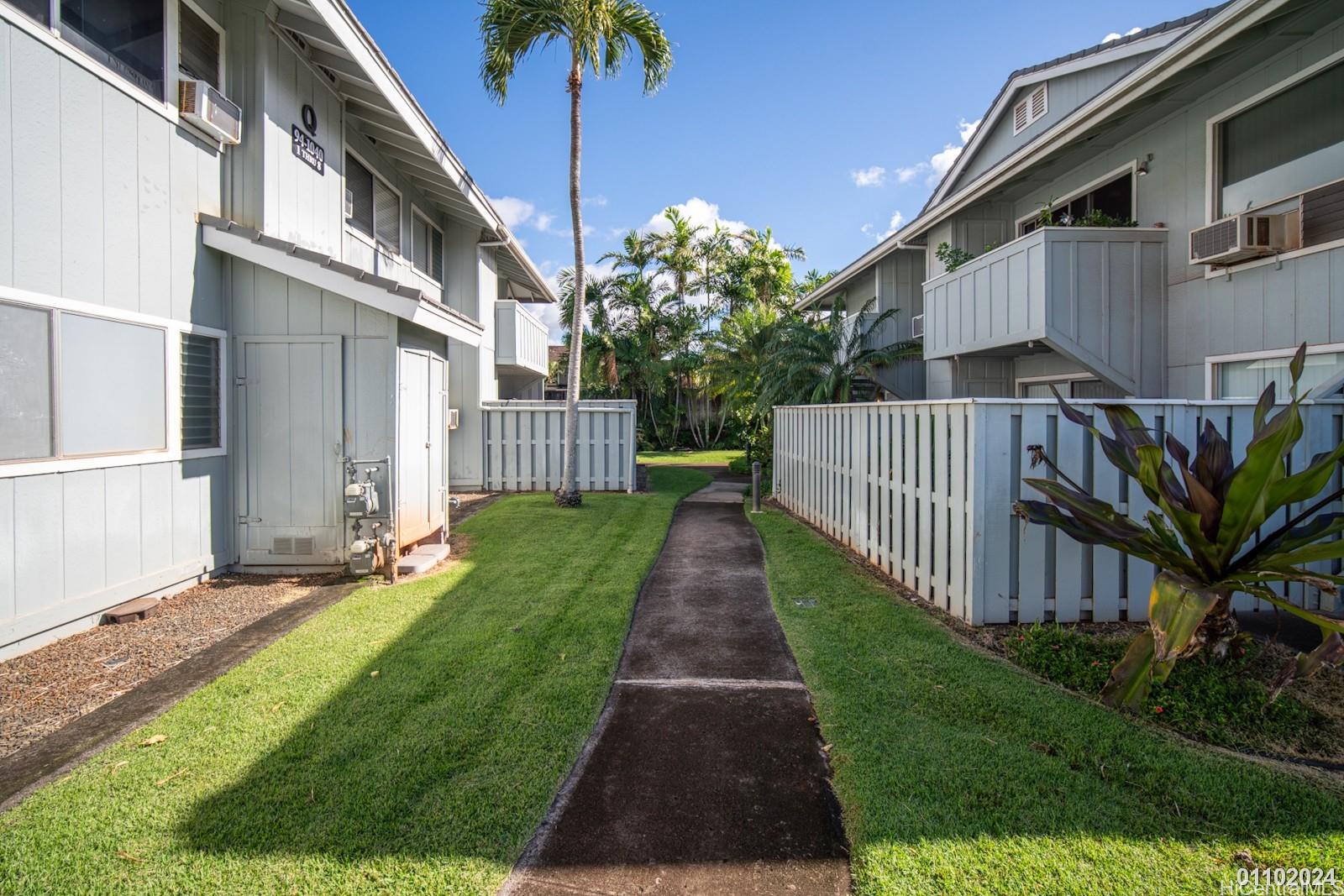 94-1040 Paha Place Waipahu - Rental - photo 2 of 20