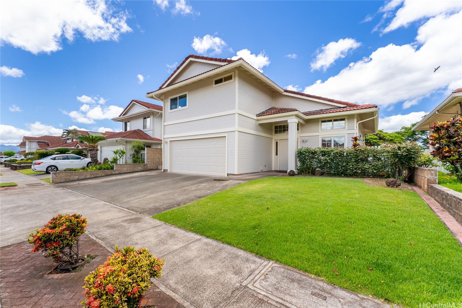 94-1047  Nawele Street Waikele,  home - photo 1 of 25