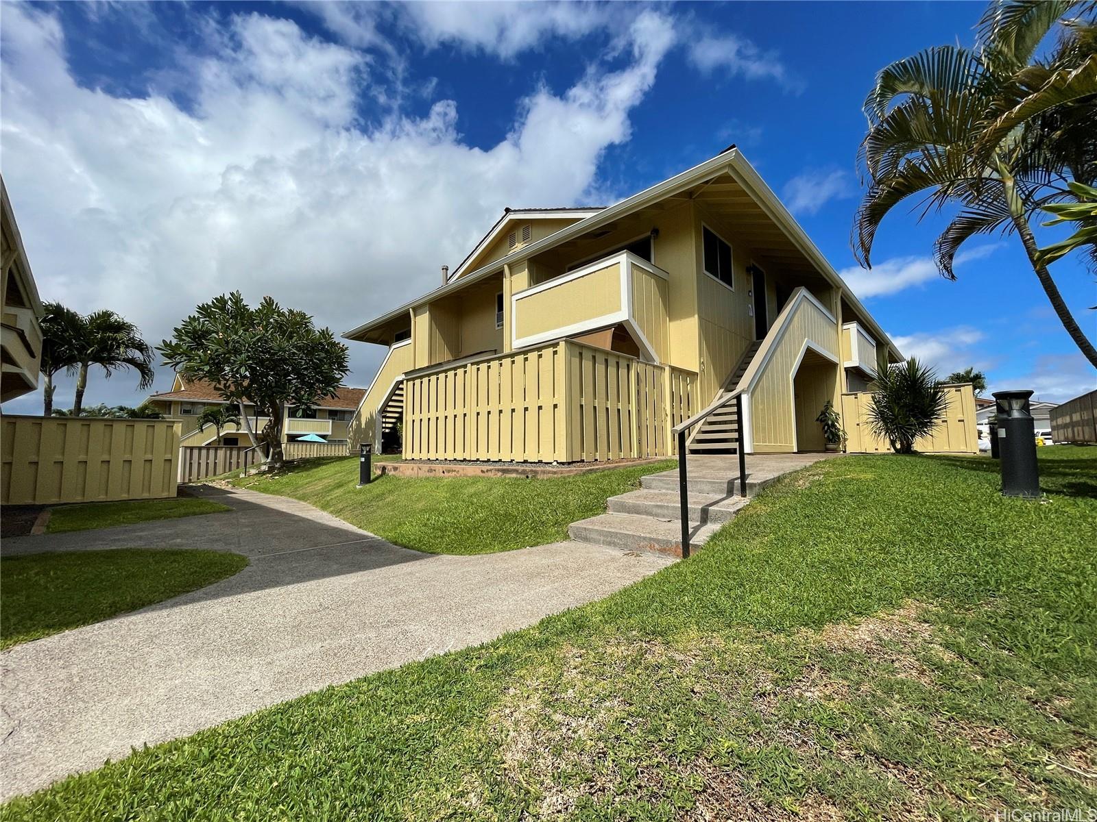 941049 Kaukahi Place D11 Waipahu Hawaii Rental Ihona