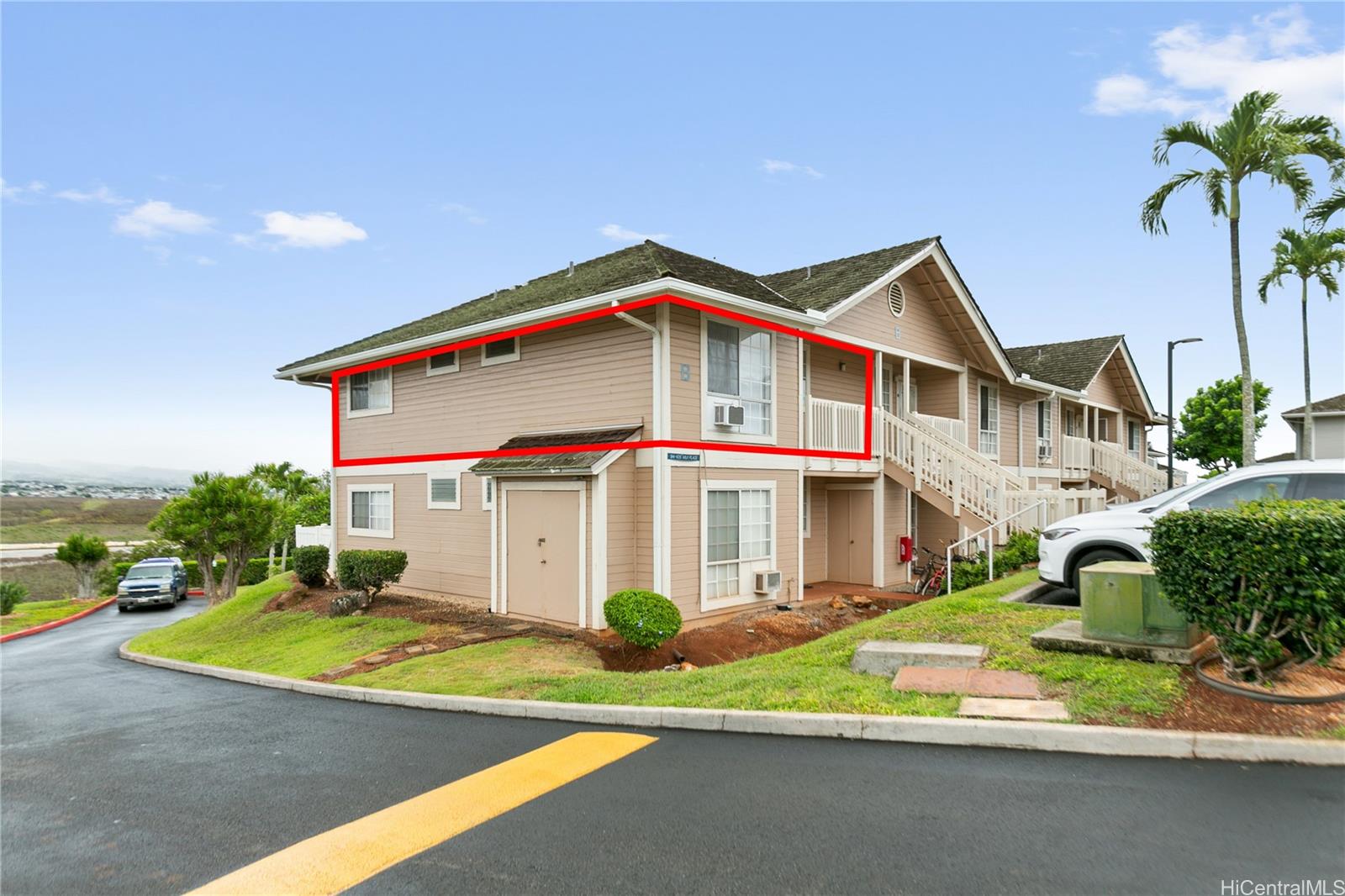 Cliffside Village at Waipio condo # B204, Waipahu, Hawaii - photo 2 of 13