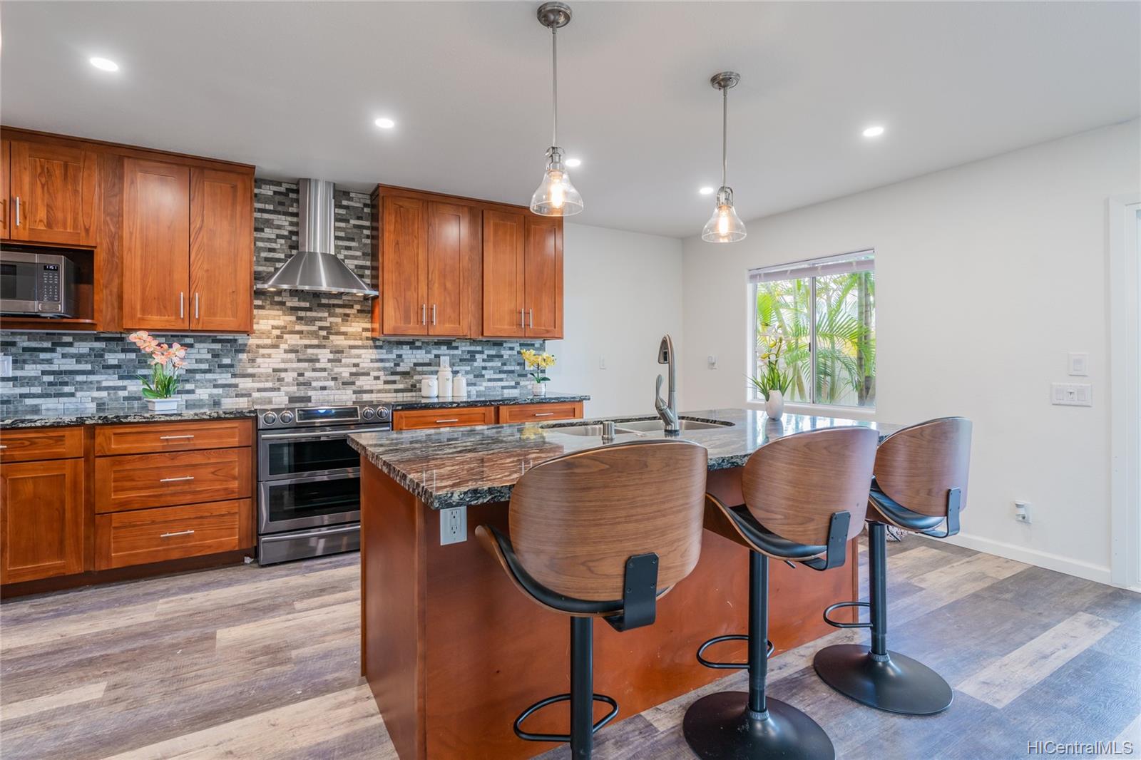 941050 Kanawao Street , Waipahu house for sale Waikele Waipahu