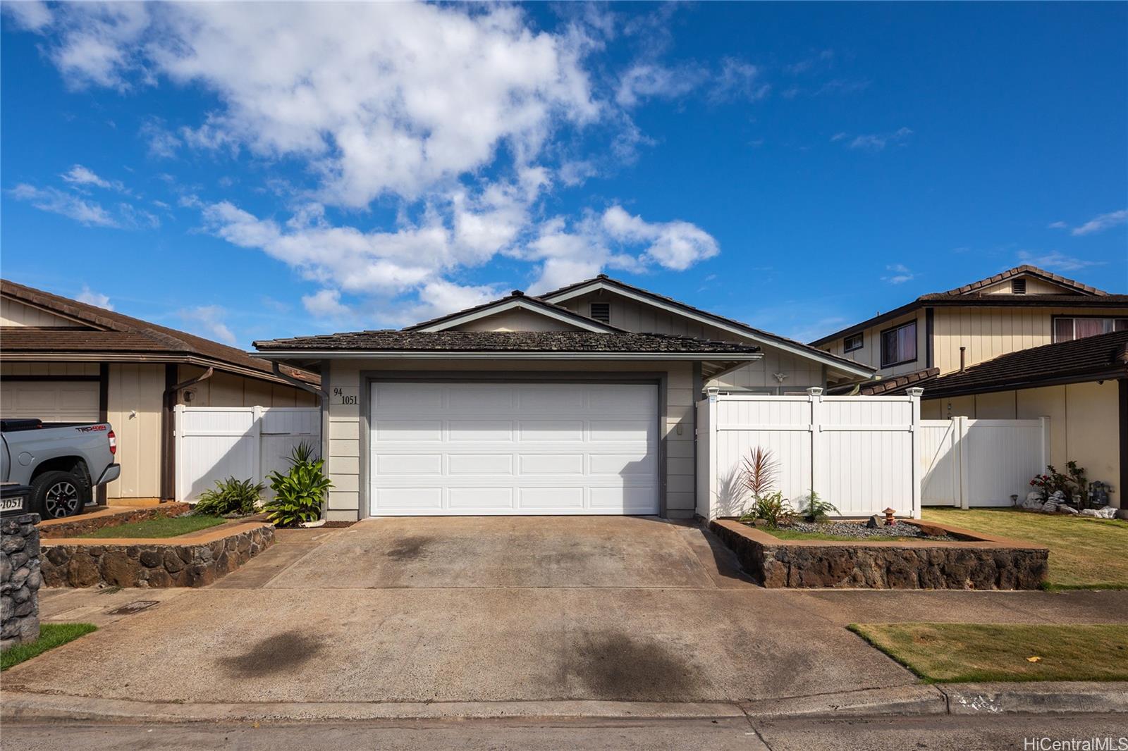 941051 Pupuhi Street , Waipahu, Hi 96797 Waipio Gentry