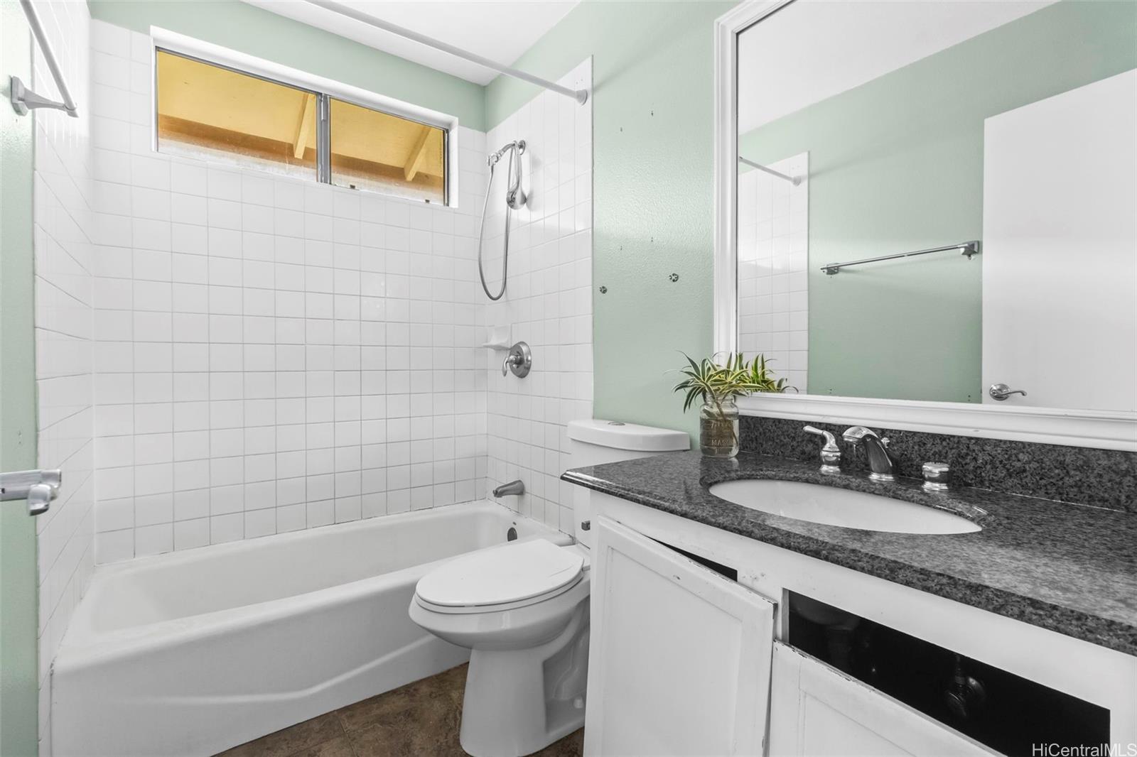 94-1052  Kaloli Loop Royal Kunia, Waipahu home - photo 13 of 19