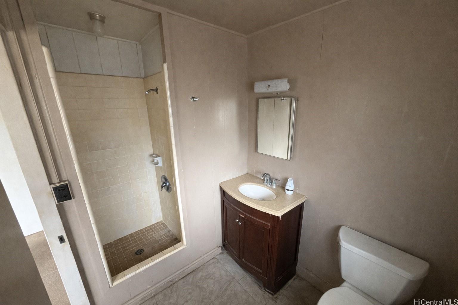 94-1056  Kahuanui St Waipahu Triangle, Waipahu home - photo 11 of 12