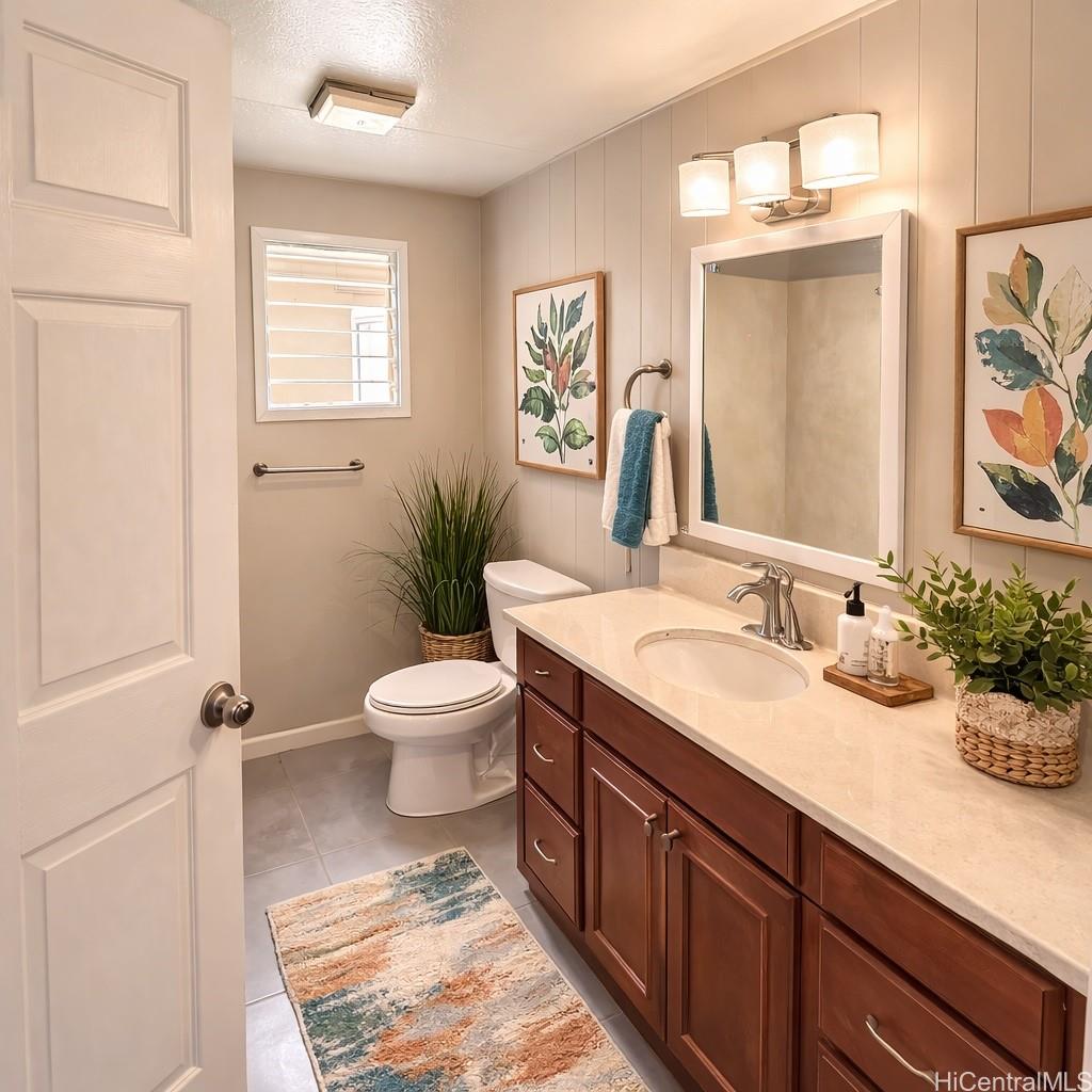 94-1056  Kahuanui St Waipahu Triangle, Waipahu home - photo 10 of 12