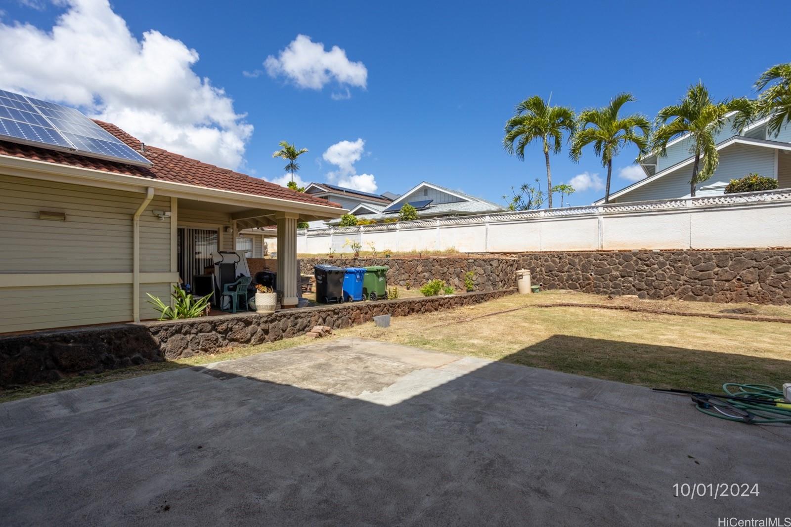 94-1056 Nawele St Waipahu - Rental - photo 24 of 25