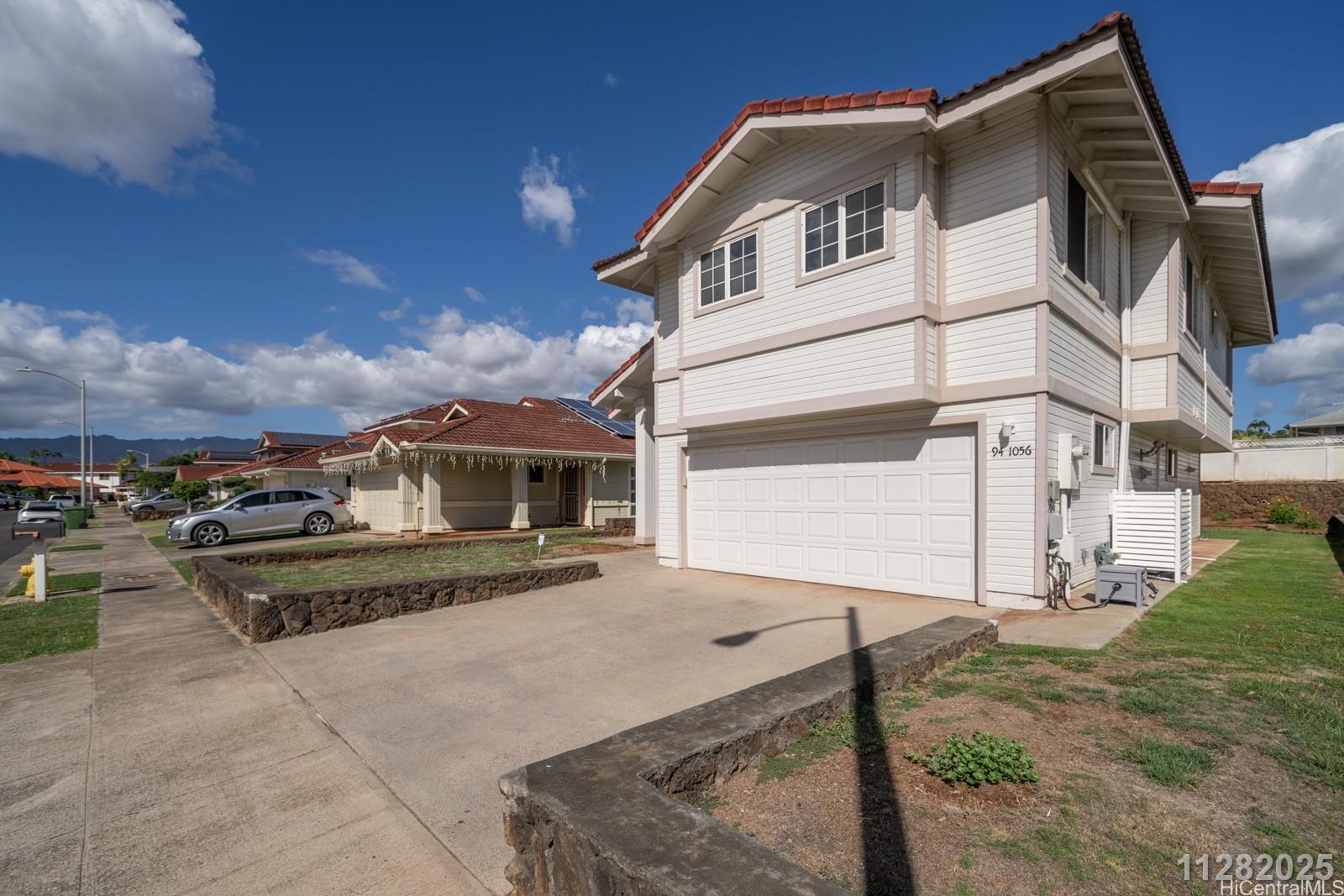 94-1056 Nawele St Waipahu - Rental - photo 2 of 25