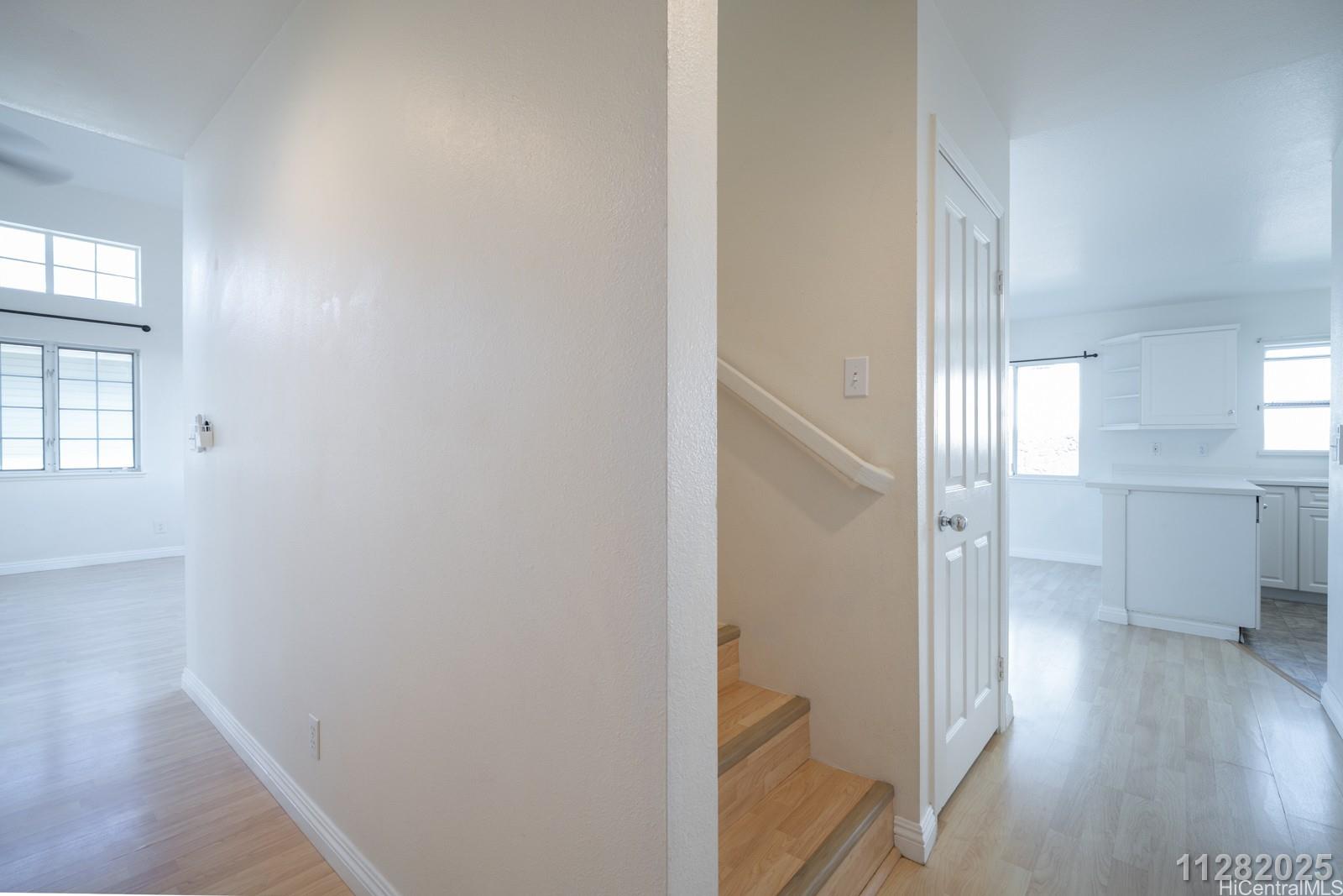 94-1056 Nawele St Waipahu - Rental - photo 10 of 25