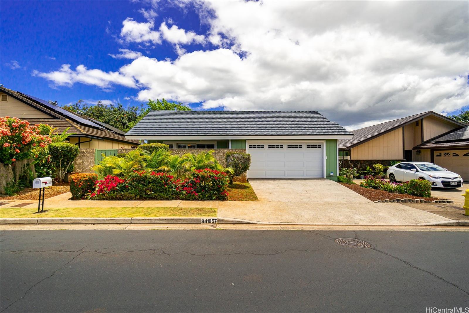 941057 Poe Place , Waipahu house for sale Waipio Gentry Waipahu