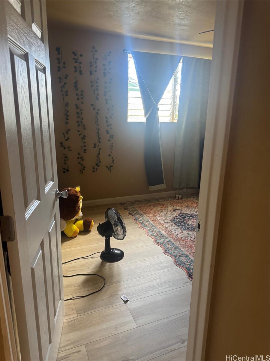 94-1065  Lumikula Street Seaview, Waipahu home - photo 10 of 11