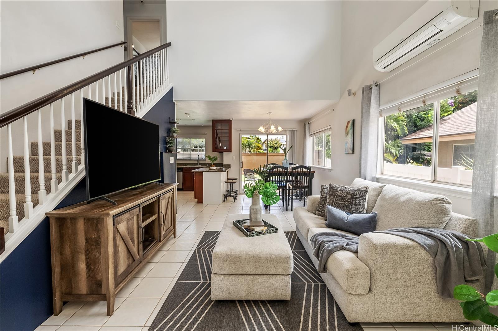 94-1066  Kikepa Street Waikele, Waipahu home - photo 2 of 19