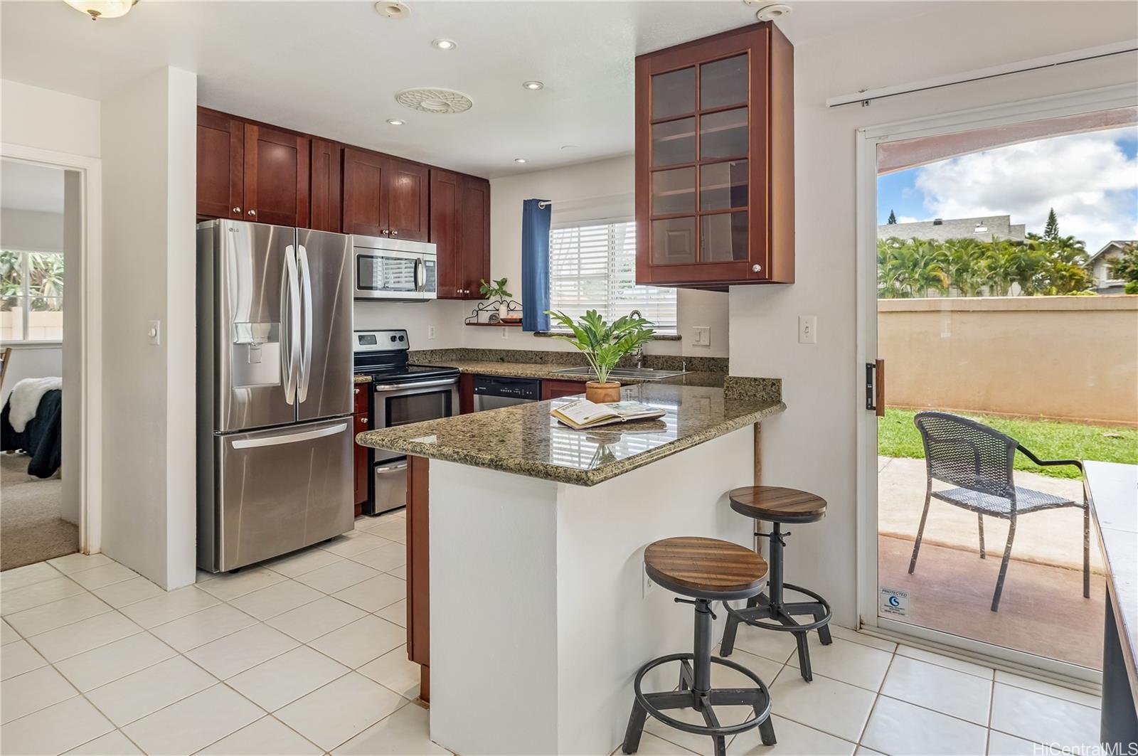 94-1066  Kikepa Street Waikele, Waipahu home - photo 7 of 19