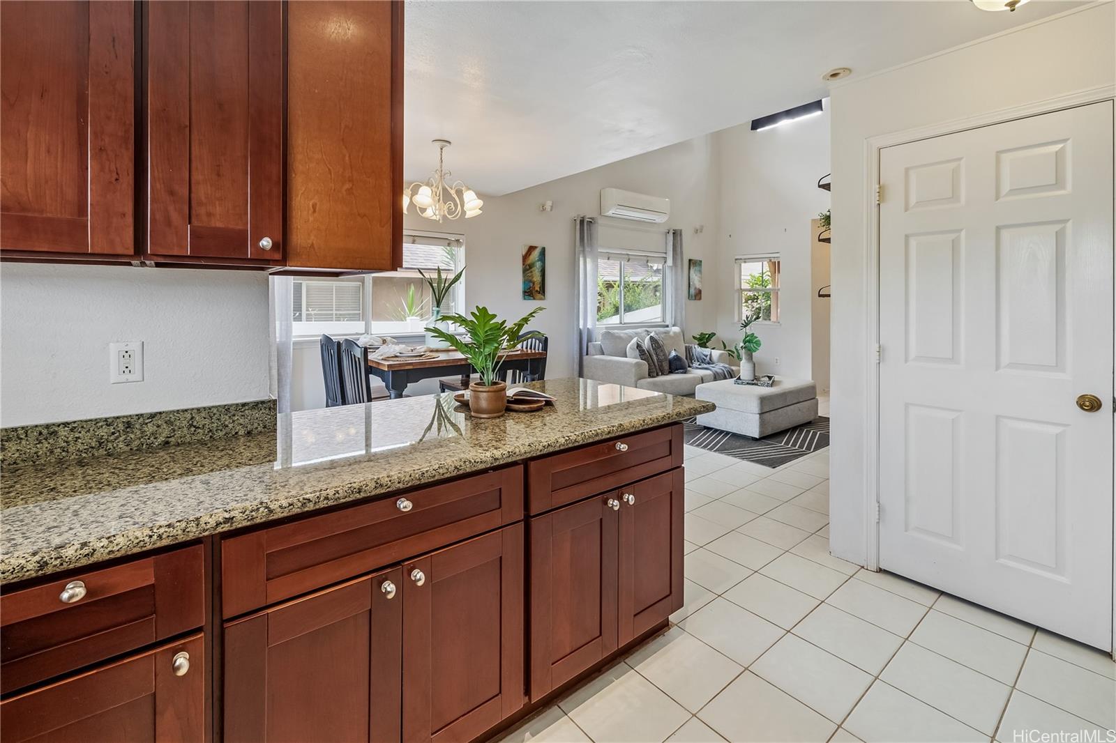 94-1066  Kikepa Street Waikele, Waipahu home - photo 9 of 19