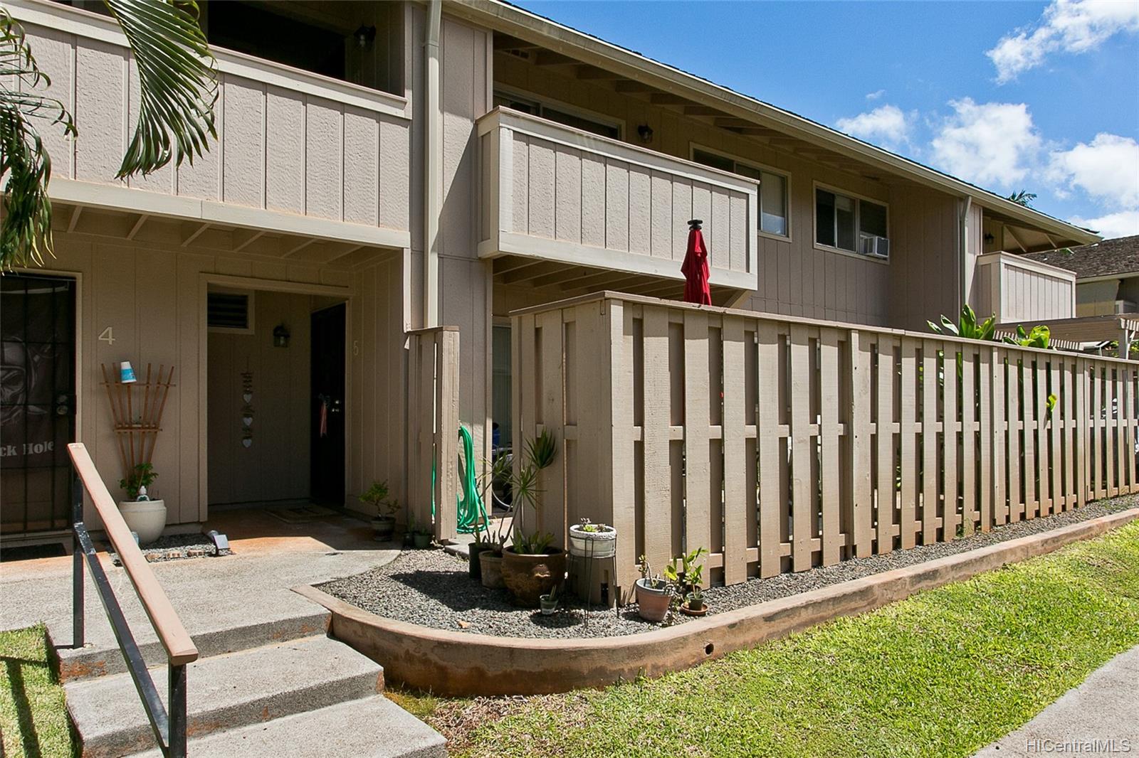 Ihona L5, 941068 Kaukahi Place, Waipahu Waipio Gentry condo