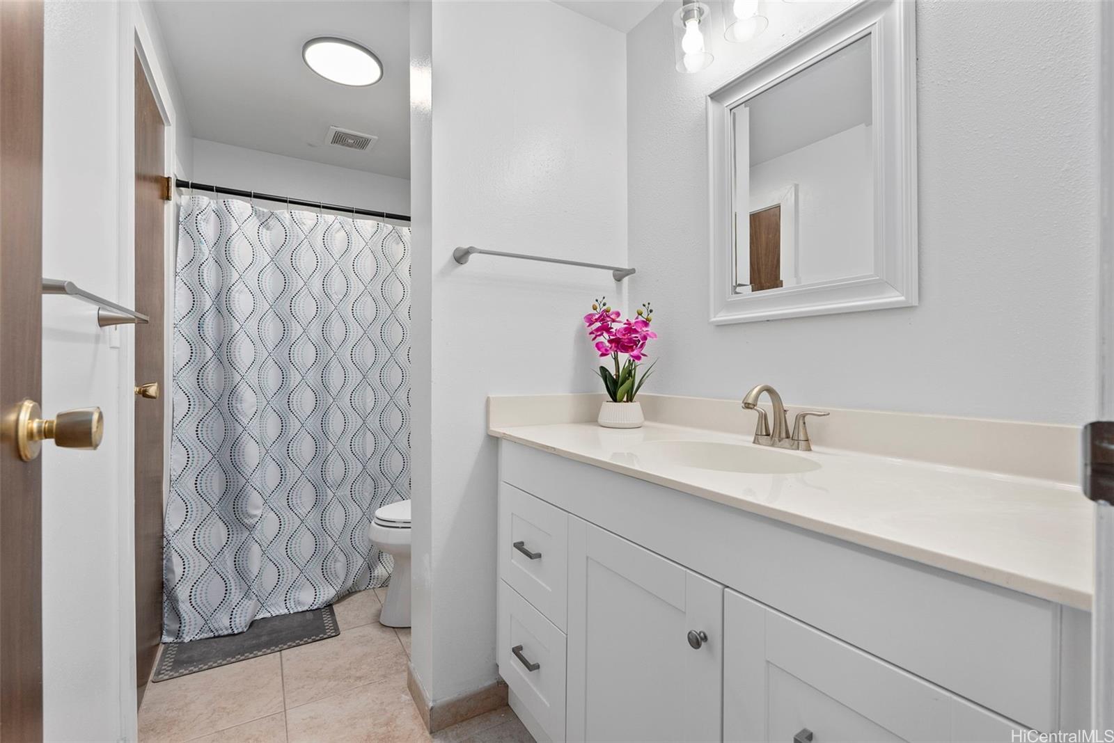 Spruce Ridge Villas condo # 16, Mililani, Hawaii - photo 8 of 24