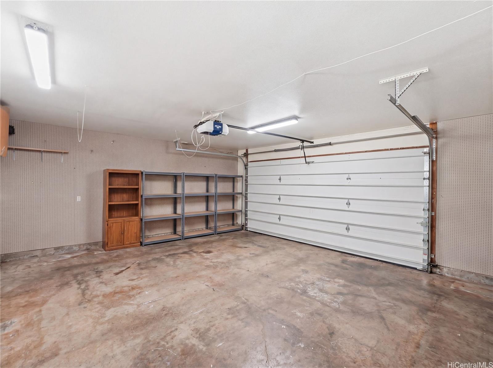 94-1075  Leko Place Waipio Gentry, Waipahu home - photo 24 of 25