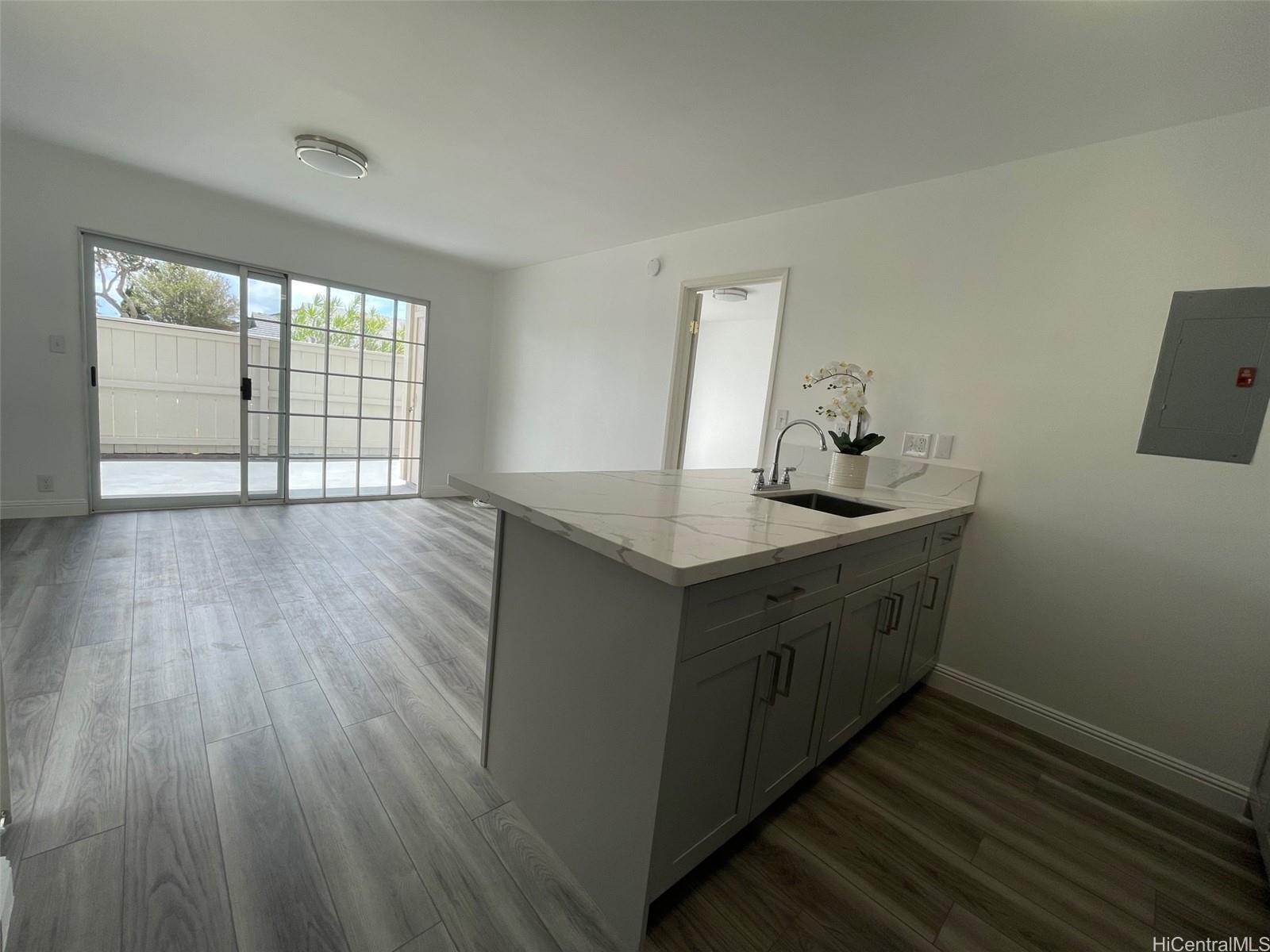 94-1081 Kepakepa St Waipahu - Rental - photo 2 of 12