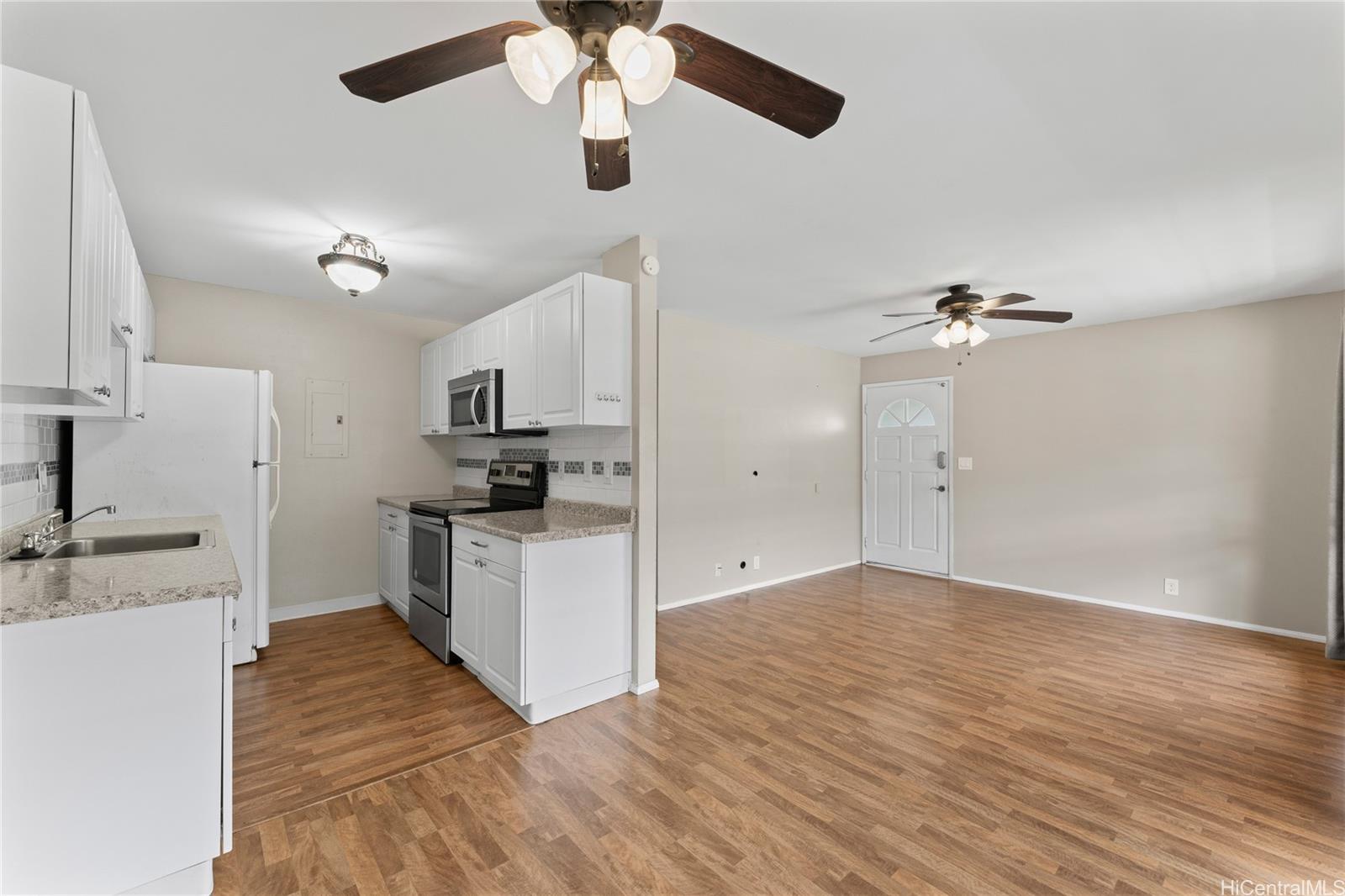 Waipio Gentry townhouse # J8, Waipahu, Hawaii - photo 15 of 25