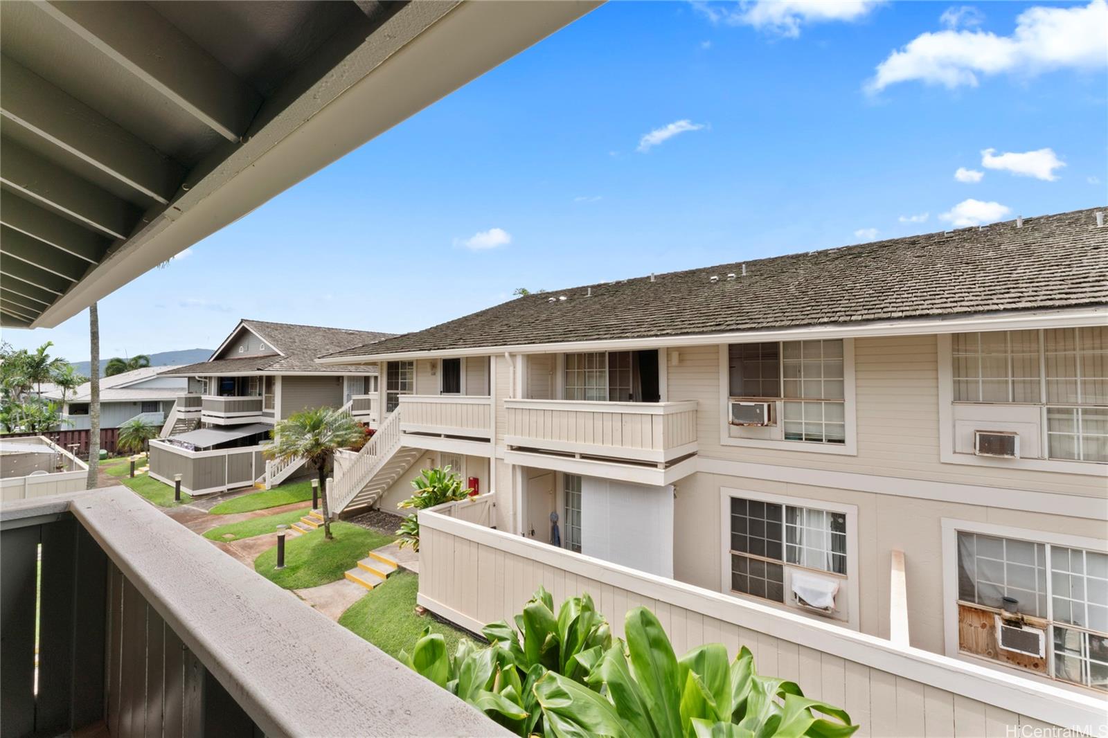 Waipio Gentry townhouse # J8, Waipahu, Hawaii - photo 20 of 25