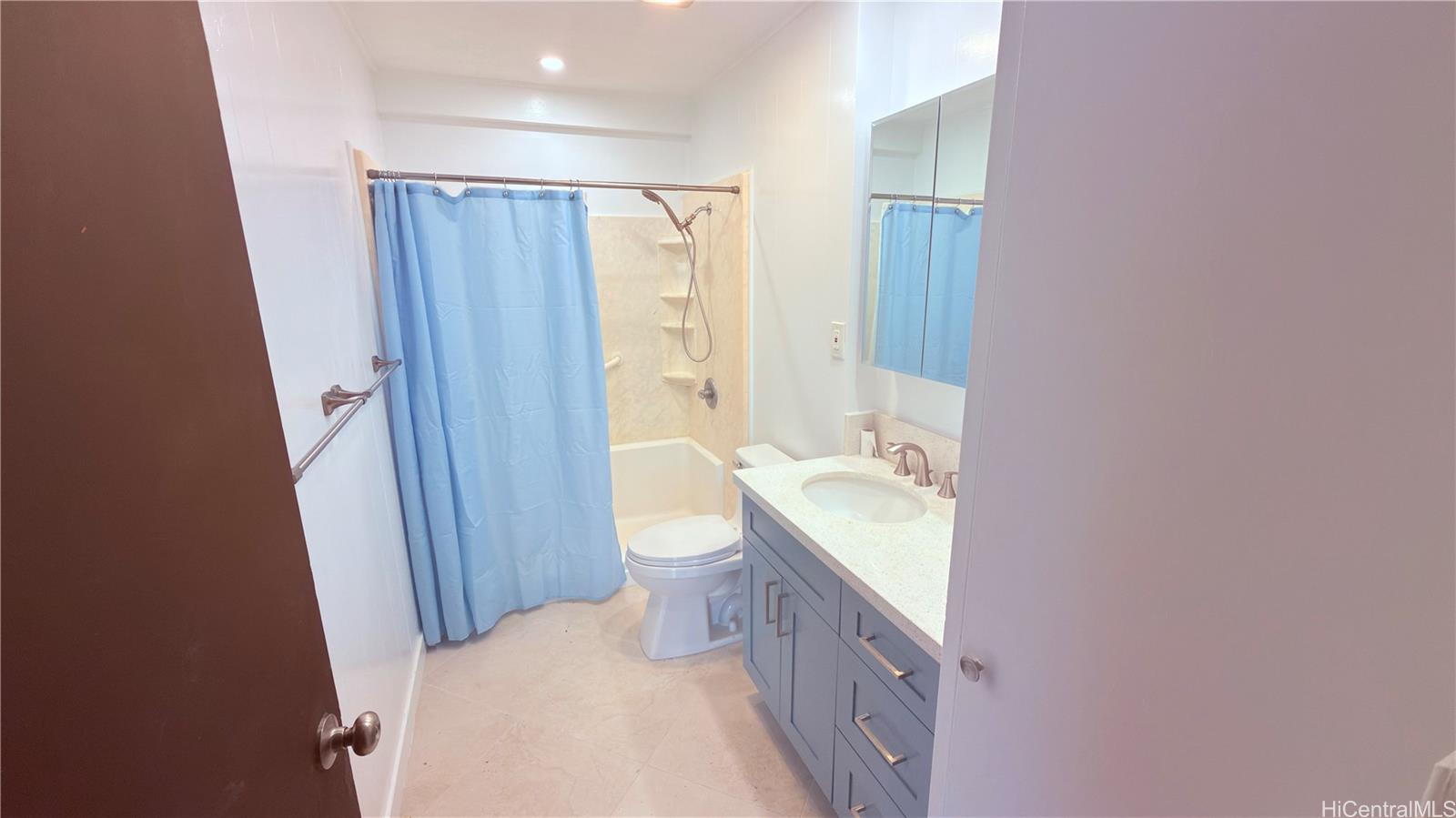 94-1086 Lumihoahu Street Waipahu - Rental - photo 4 of 9