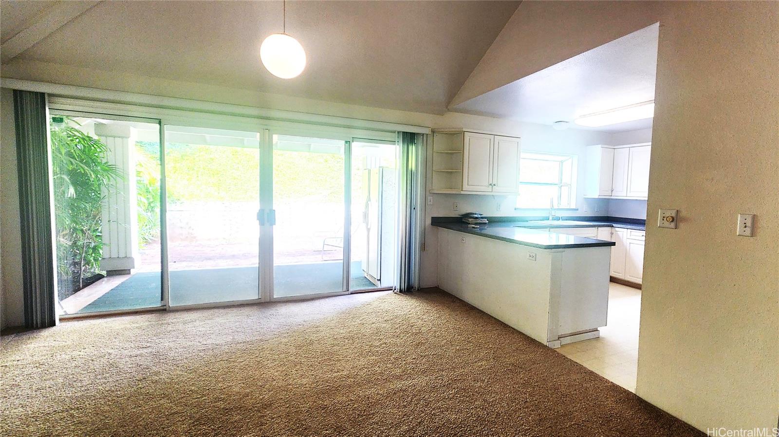 94-1098 Nawele St Waipahu - Rental - photo 6 of 18