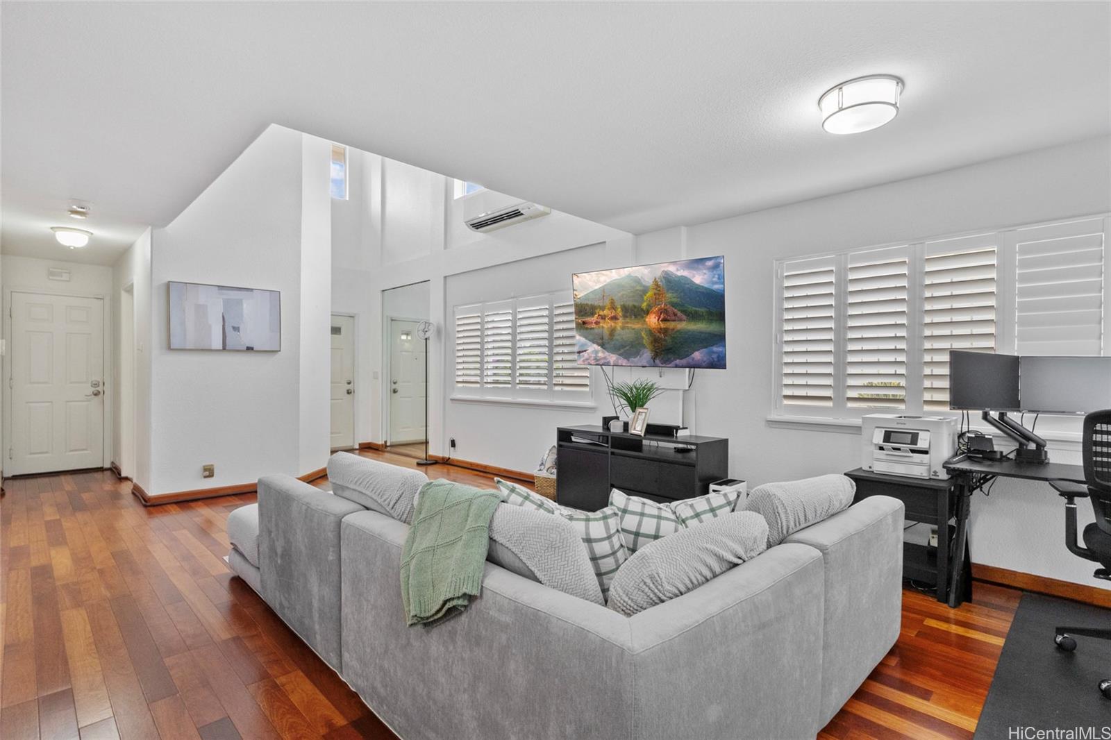 94-1100  Pulelo Street Waikele, Waipahu home - photo 5 of 23