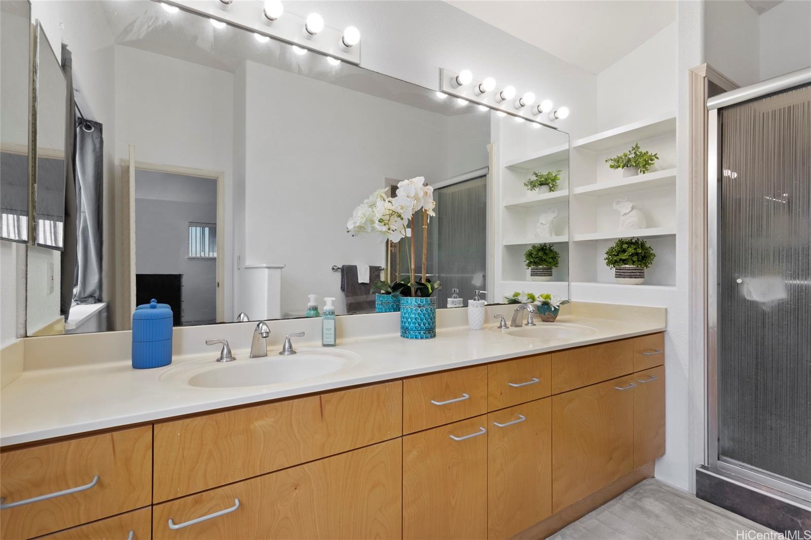 94-1100  Pulelo Street Waikele, Waipahu home - photo 9 of 23