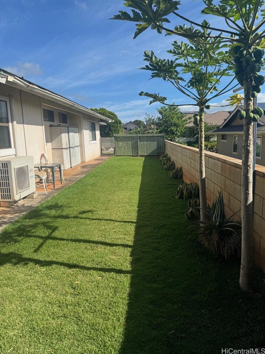 94-1108 Awalua St Waipahu - Rental - photo 10 of 11