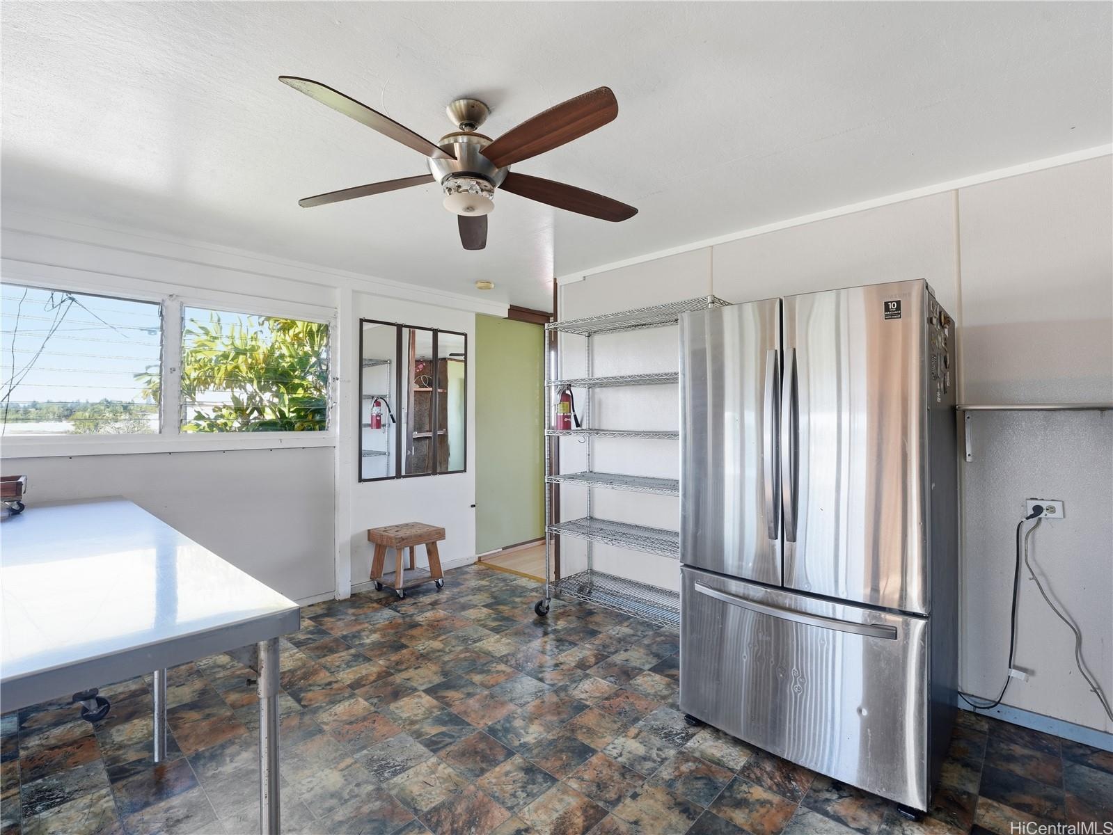 94-1109  Lumi Street Crestview, Waipahu home - photo 4 of 14