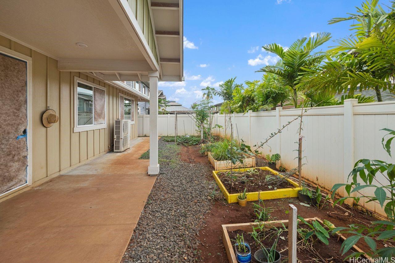 94-1118  Haleululaau Street Koa Ridge, Waipahu home - photo 24 of 25