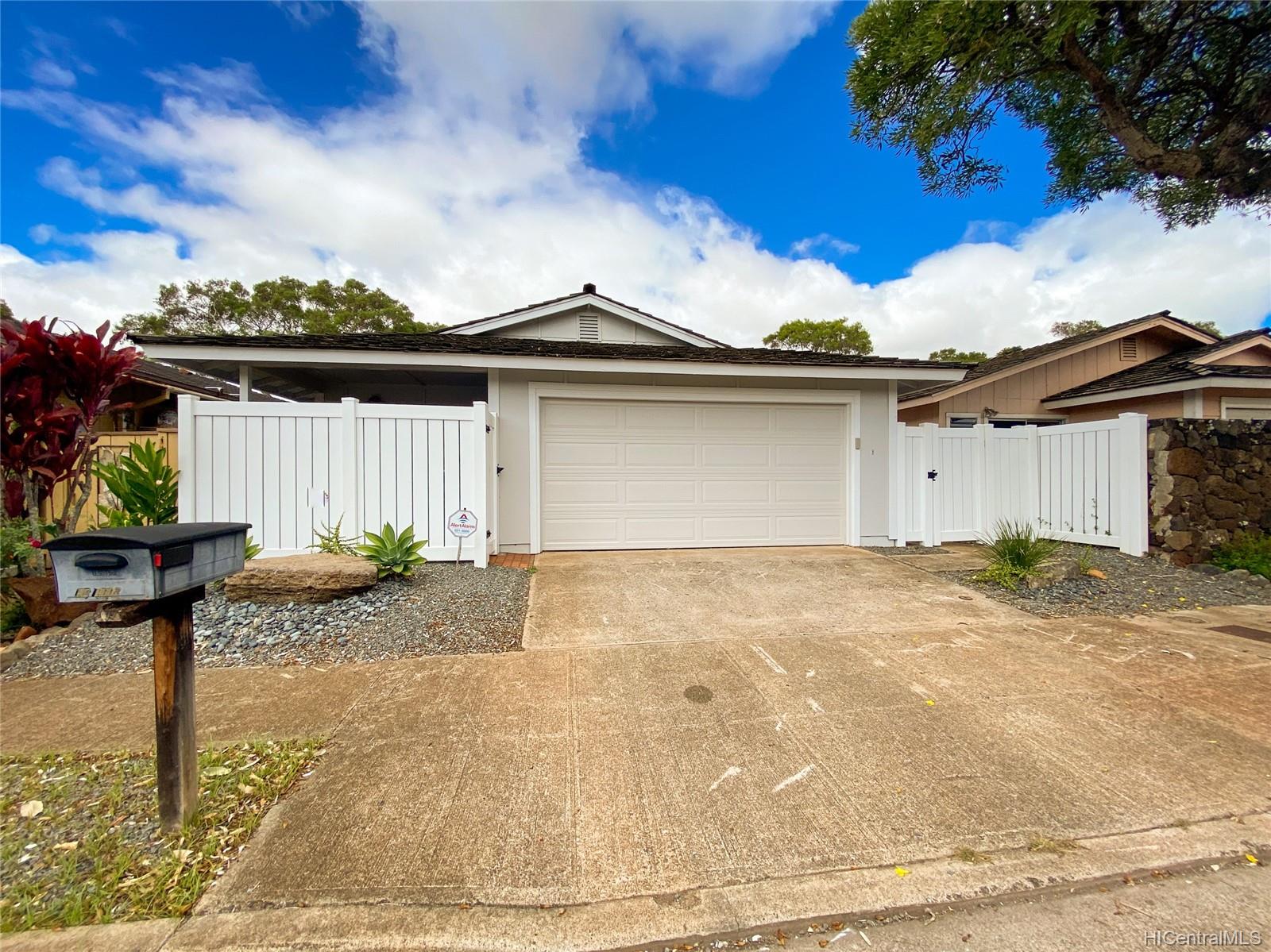 941118 Kepakepa Street , Waipahu house for sale Waipio Gentry Waipahu