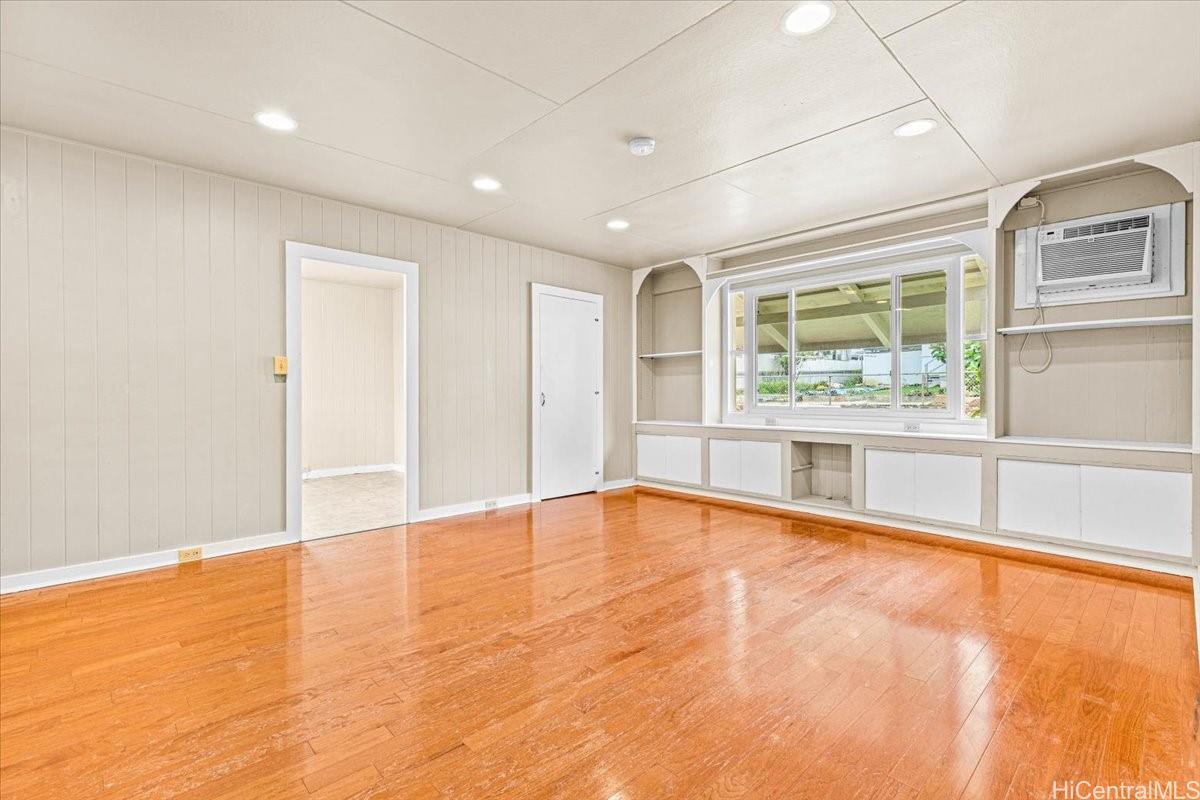 94-1122  Hunakai St Waipahu-lower, Waipahu home - photo 5 of 25