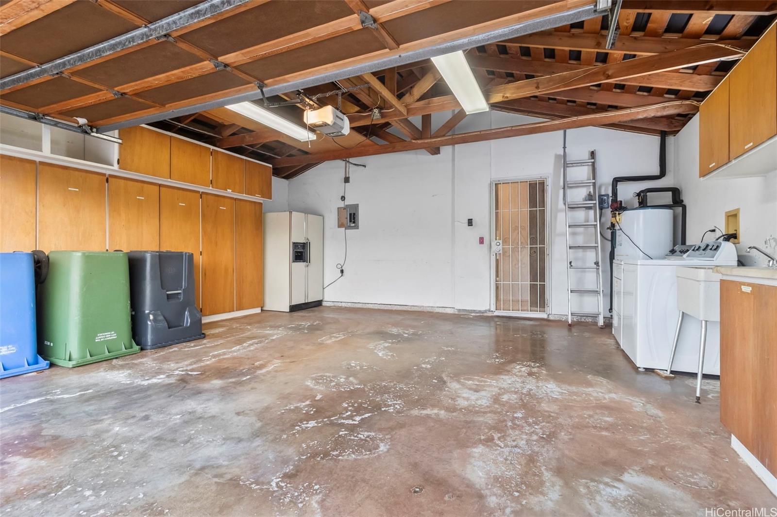 94-1127  Polinahe Place Waipio Gentry, Waipahu home - photo 11 of 23