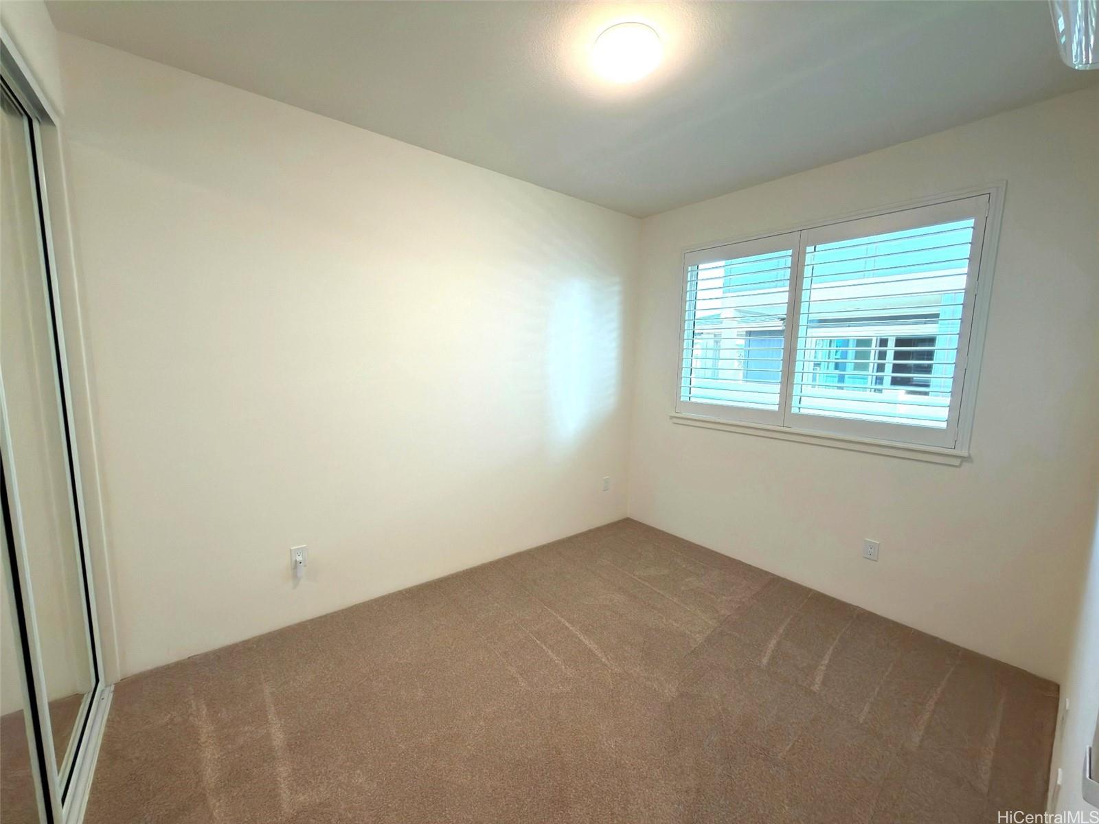 94-1133  Halekukui Street Koa Ridge, Waipahu home - photo 12 of 15