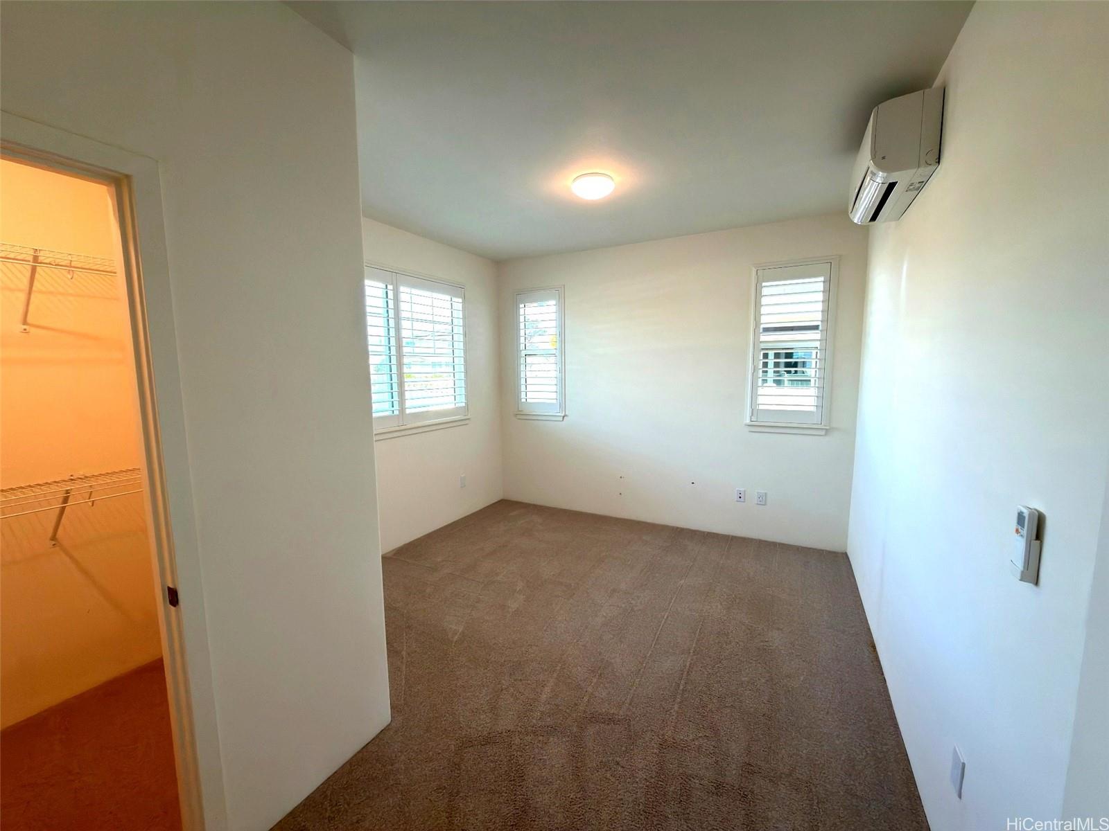 94-1133  Halekukui Street Koa Ridge, Waipahu home - photo 6 of 15