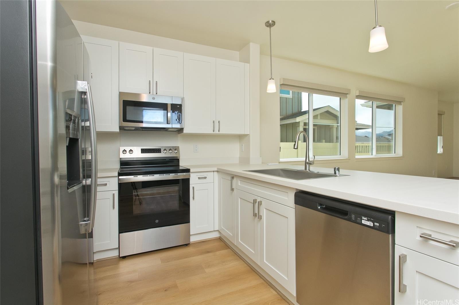 94-1140 Koakolo St Waipahu - Rental - photo 4 of 13