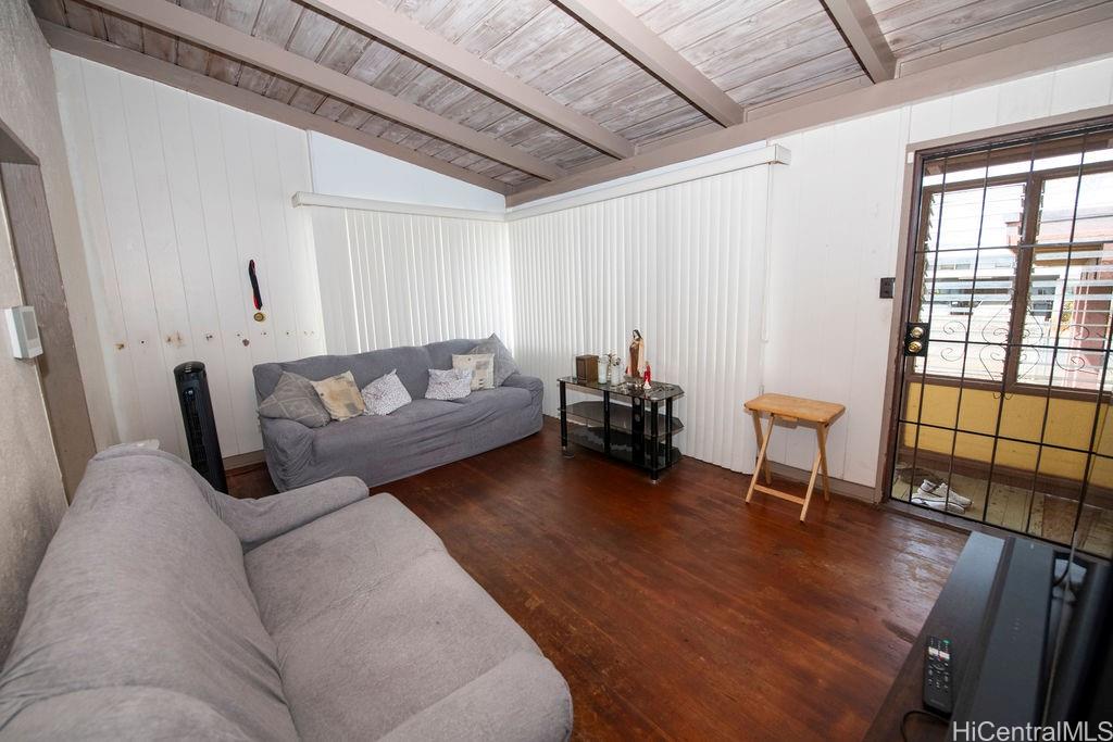 94-1151  Awalai Street Waipahu-lower, Waipahu home - photo 11 of 21