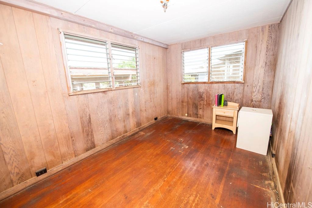 94-1151  Awalai Street Waipahu-lower, Waipahu home - photo 14 of 21