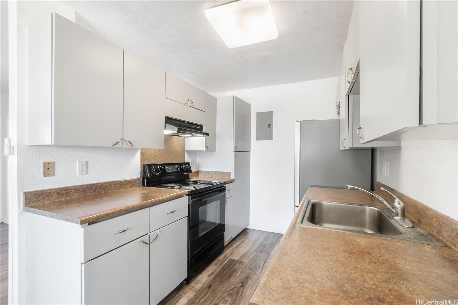 Gentry Waipio CA townhouse # L8, Waipahu, Hawaii - photo 11 of 25