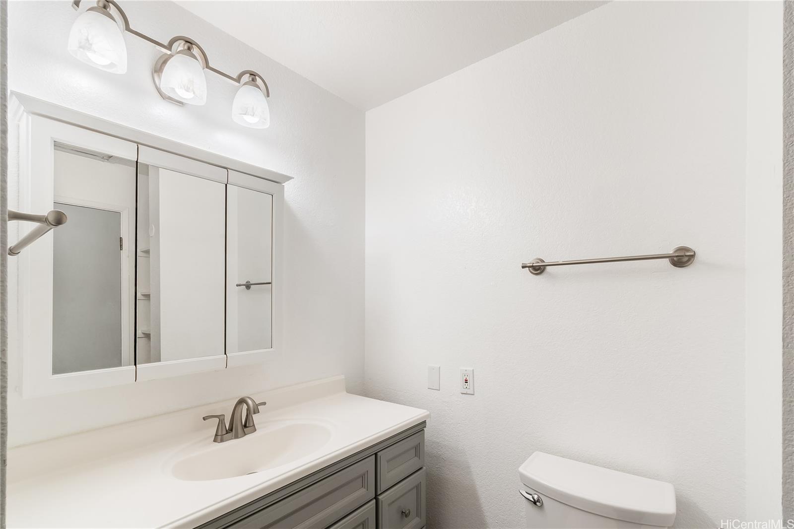 Gentry Waipio CA townhouse # L8, Waipahu, Hawaii - photo 18 of 25