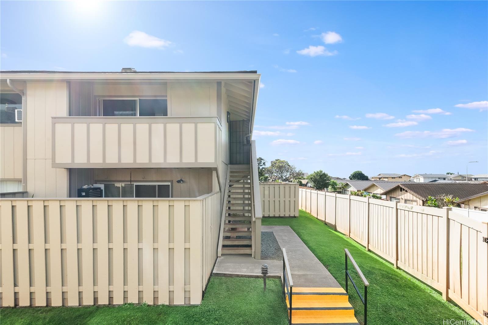 Gentry Waipio CA townhouse # L8, Waipahu, Hawaii - photo 21 of 25