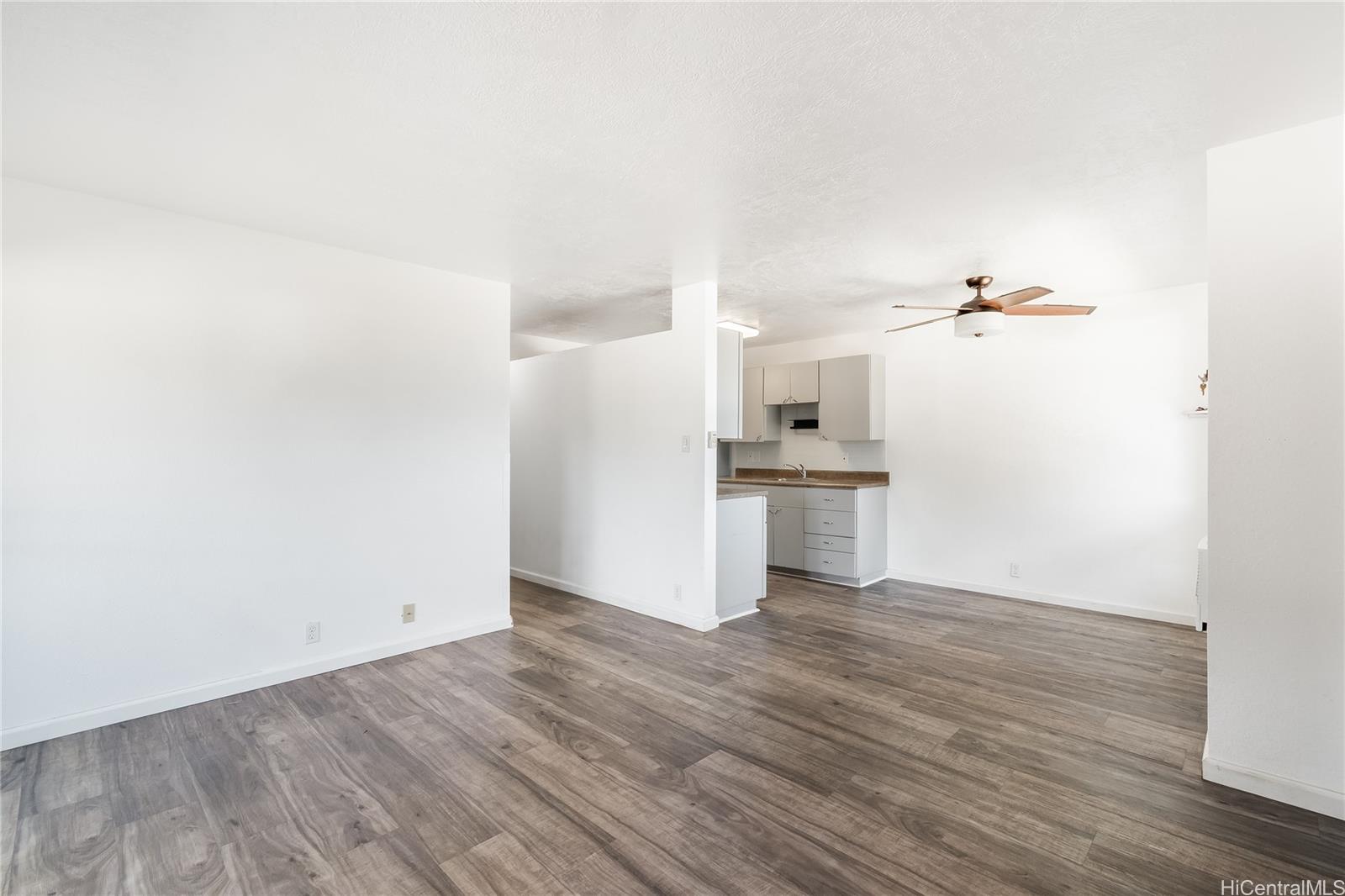 Gentry Waipio CA townhouse # L8, Waipahu, Hawaii - photo 4 of 25